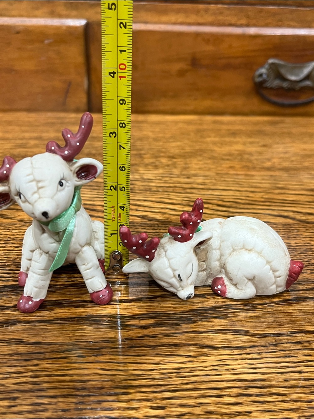Vintage Miniature Ceramic Reindeer Deer Figurine Set of 2 Kitschy Whimsical - Picture 6 of 7